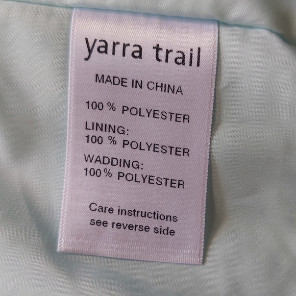 Ladies size 12, Yarra Trail, Puffer Jacket. Light blue. Near new condition - Picture 3 of 3